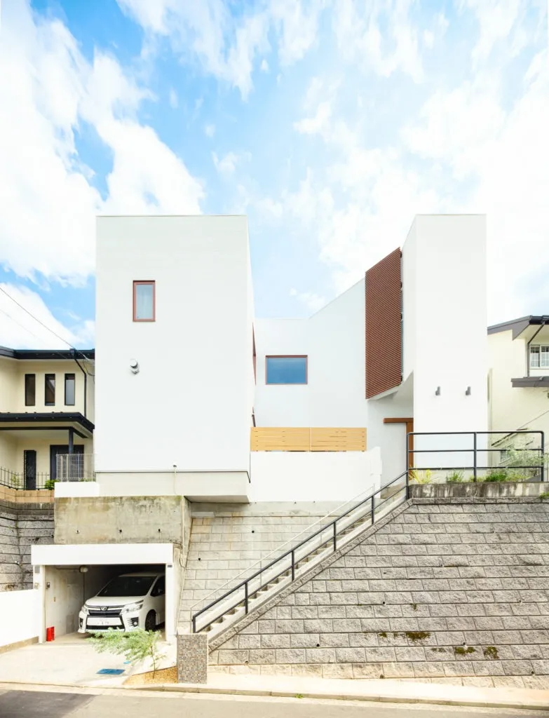 ダイナミックな開放感にこだわりの空間設計!家族の絆も深まる邸宅